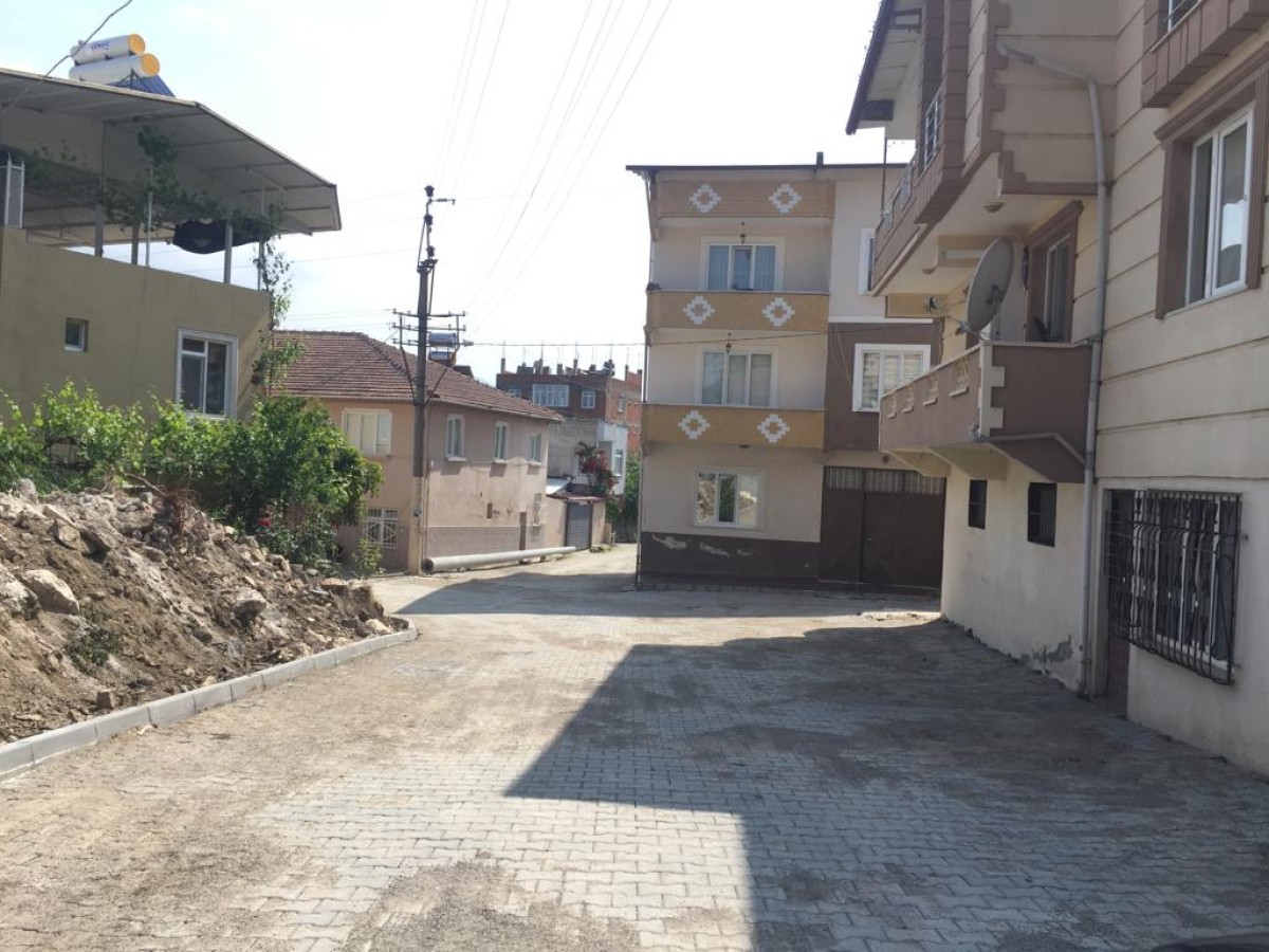 Orhangazi Belediyesi Fen İşleri Ekipleri Çevre Mahallelerde Çalışmalarını Sürdürüyor