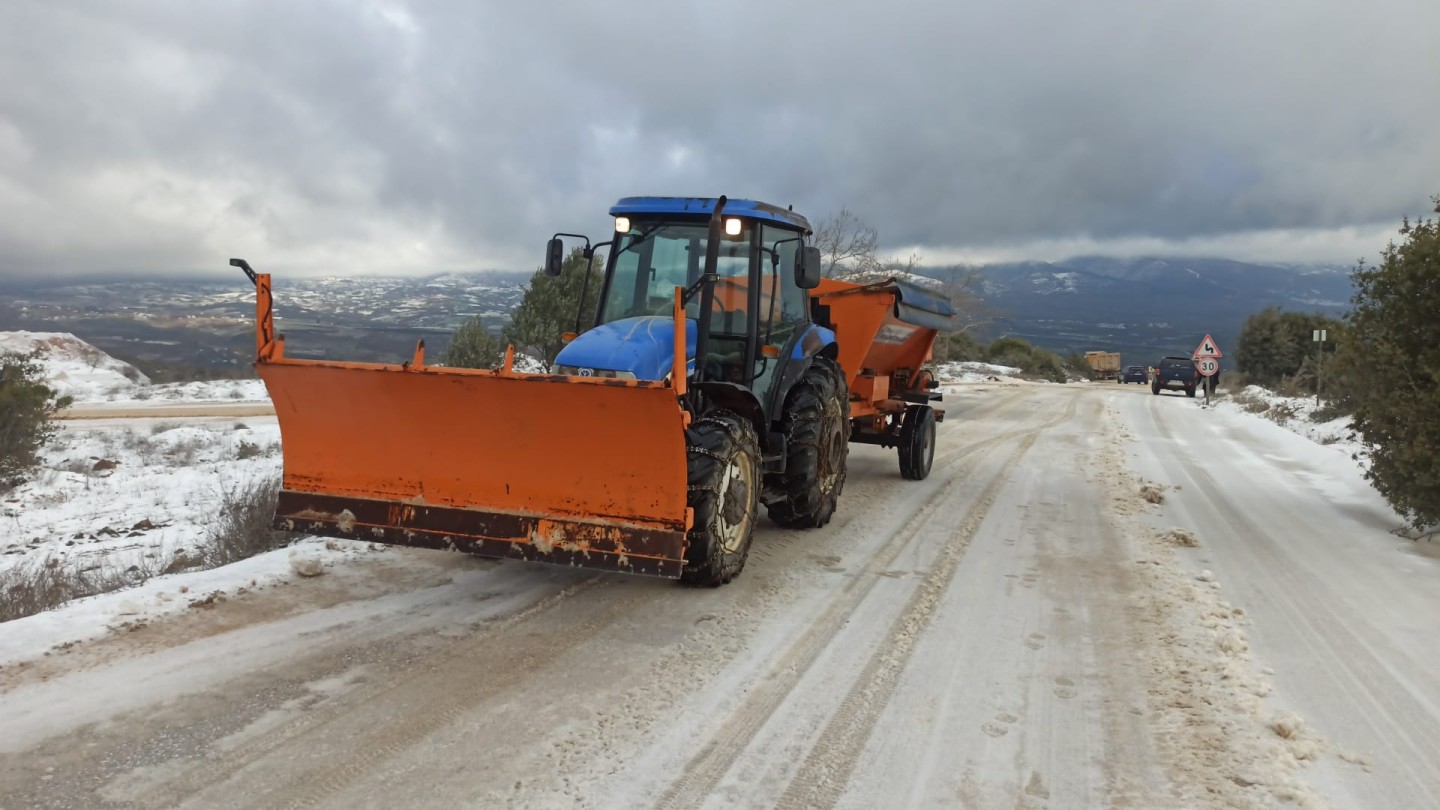 Orhangazi Belediyesi Kar Yağışına Hazır: “Kar Değil, Bereket!”