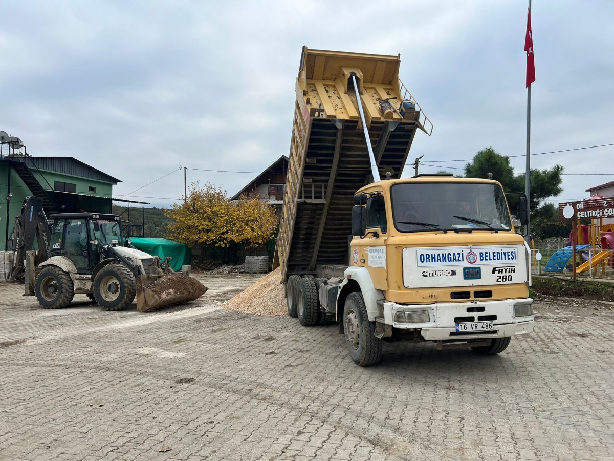 Orhangazi Belediyesi Kışa Aksaklık Yok Diyerek Çalışıyor