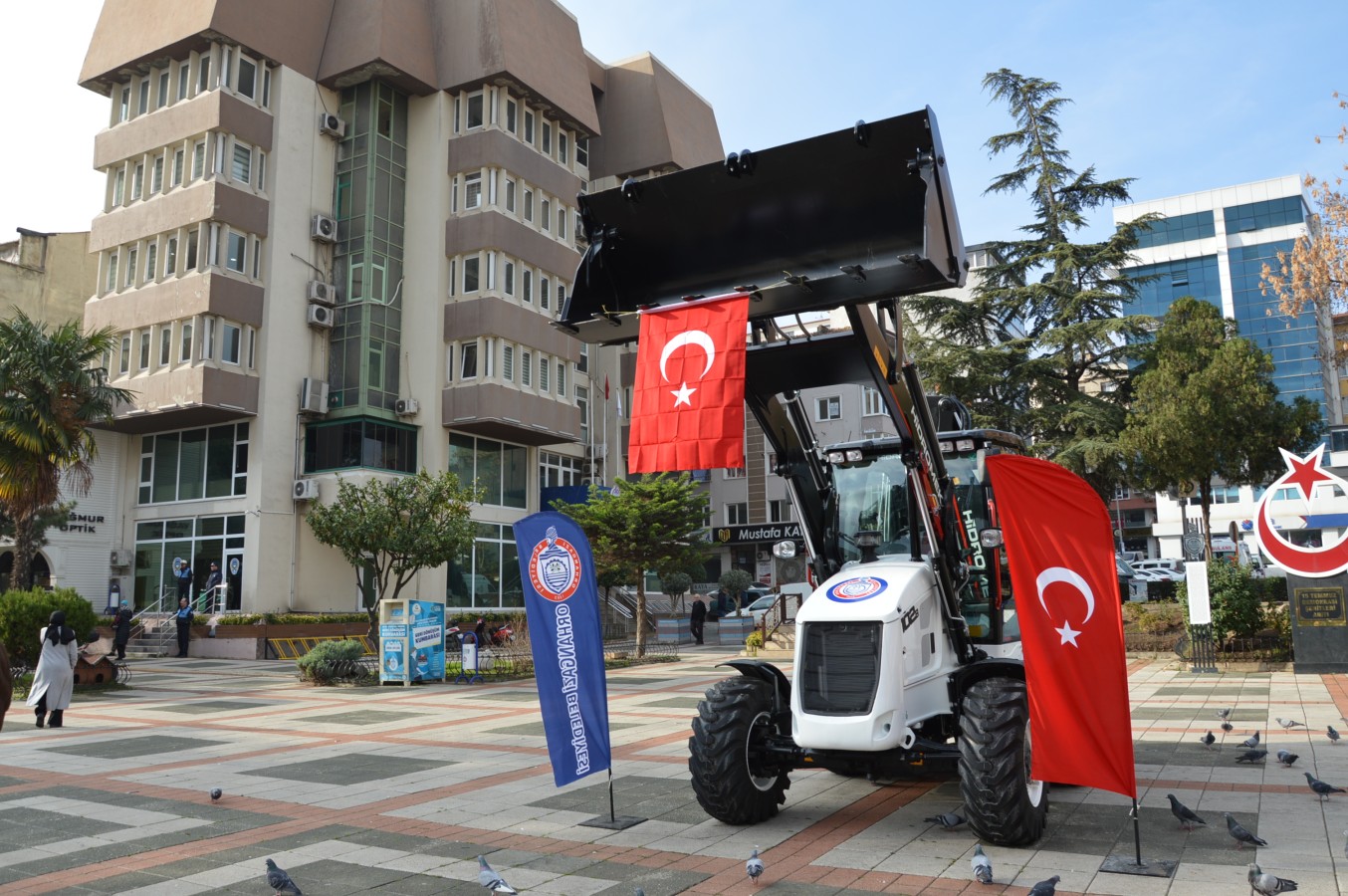 Orhangazi Belediyesi Makine Parkını Geliştiriyor.