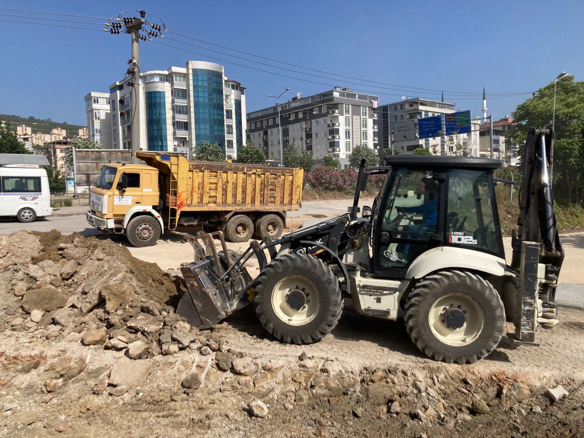 Orhangazi Belediyesi Şehir Genelinde Çalışmalarını Sürdürüyor