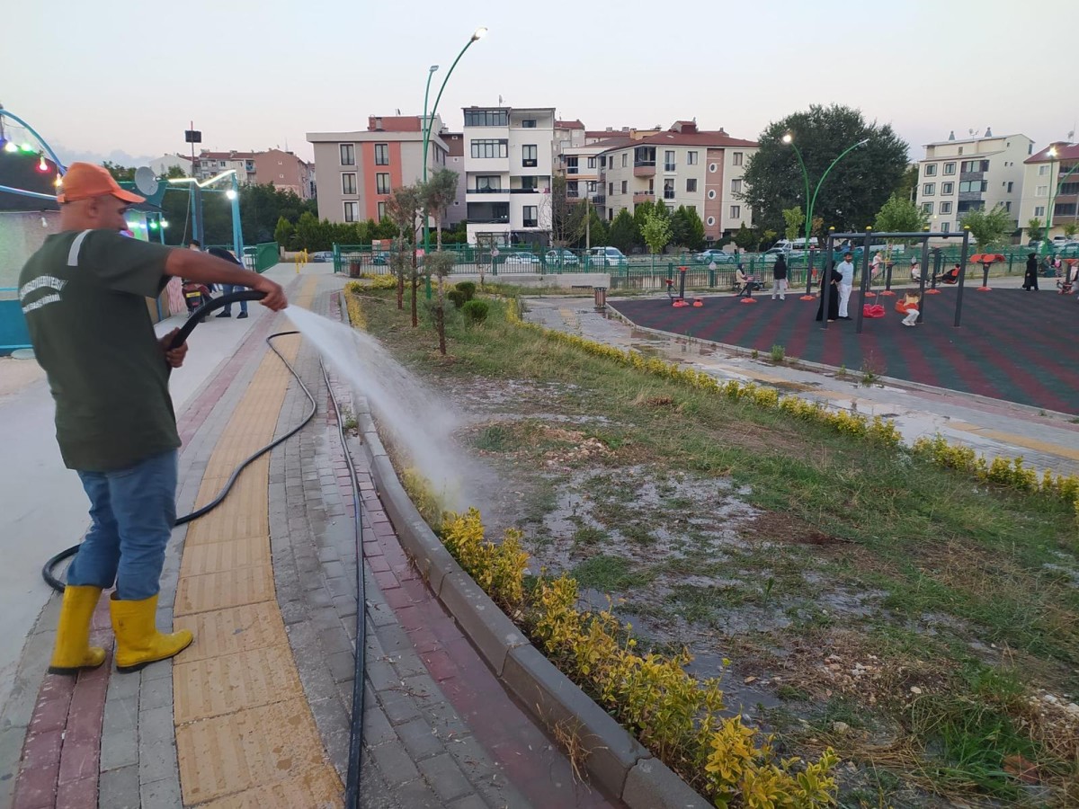 Orhangazi Belediyesi Temizlik İşleri Müdürlüğü 7/24 Sahada