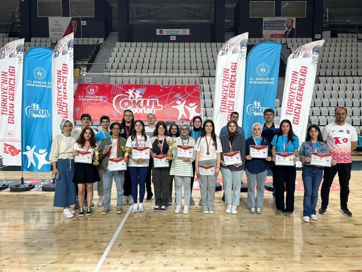 Orhangazi Belediyesi ve Orhangazi Kent Konseyi Havacılık Topluluğu Yine Bütün Madalyaları Topladı