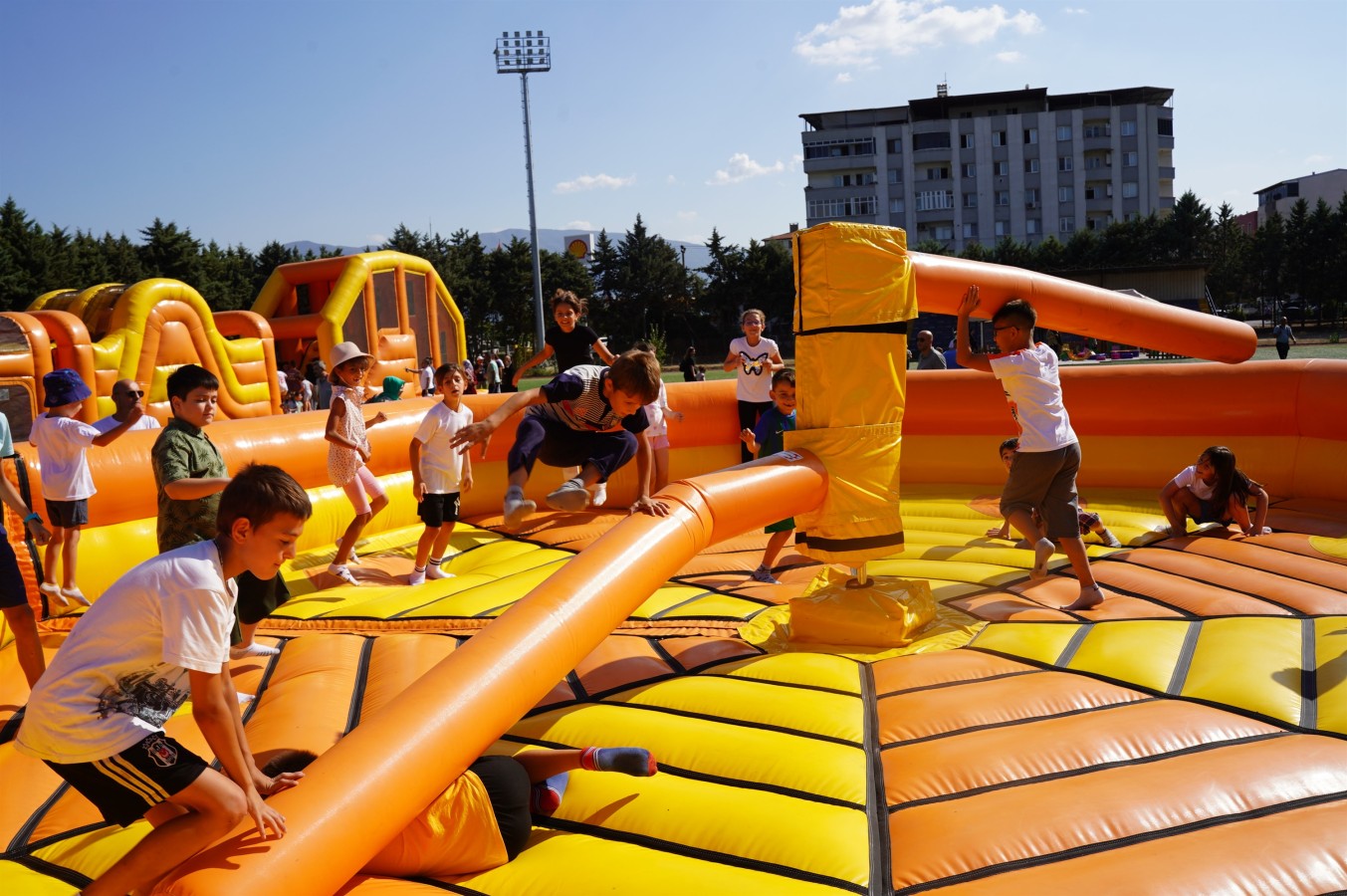 Orhangazi Belediyesi’nin Düzenlediği Hupalupa Go Festivali Çocuklara Unutulmaz Anılar Yaşattı