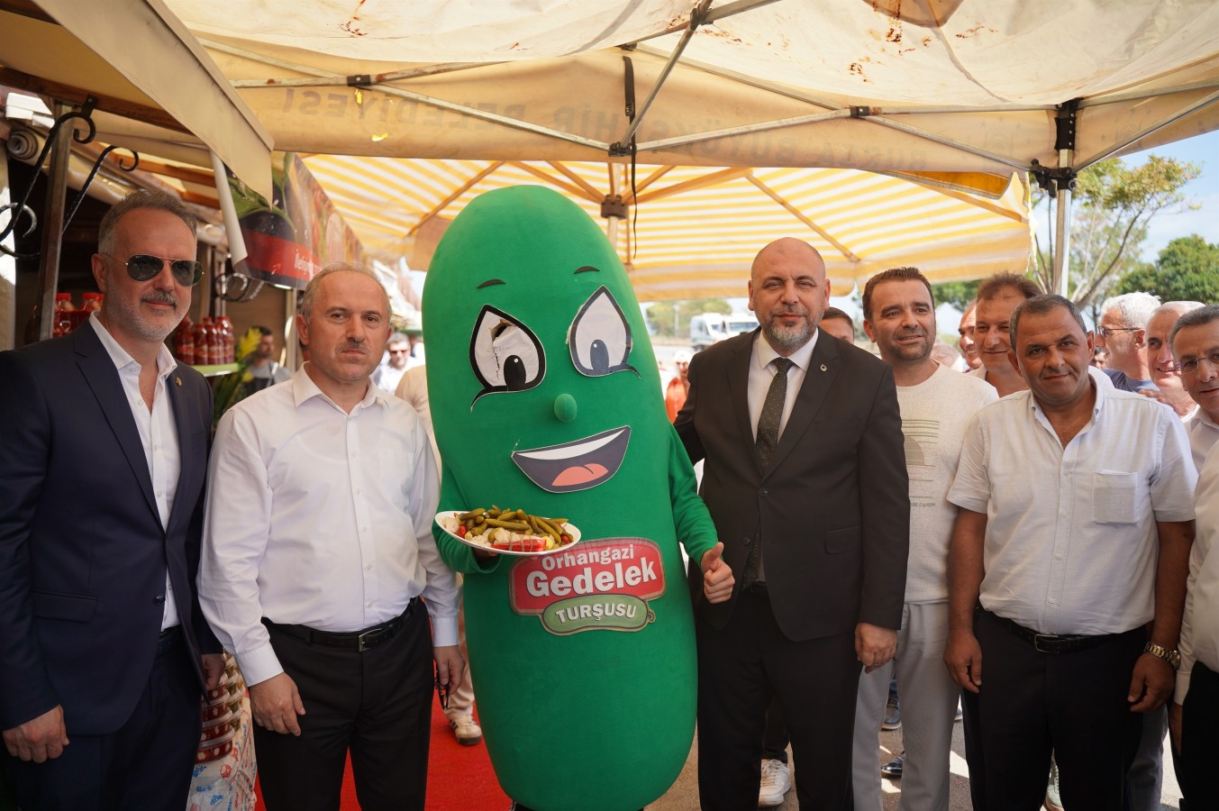 Orhangazi Belediyesi’nin Katkılarıyla Gedelek Turşu Festivali Coşkuyla Başladı