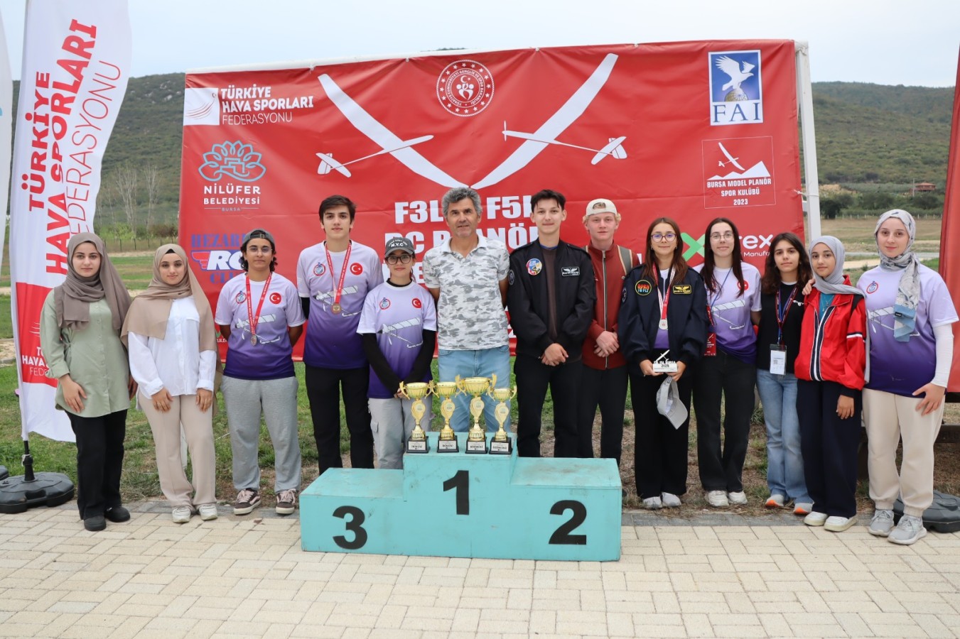 Orhangazi Gökyüzünde Zirveyi Kimseye Bırakmıyor!