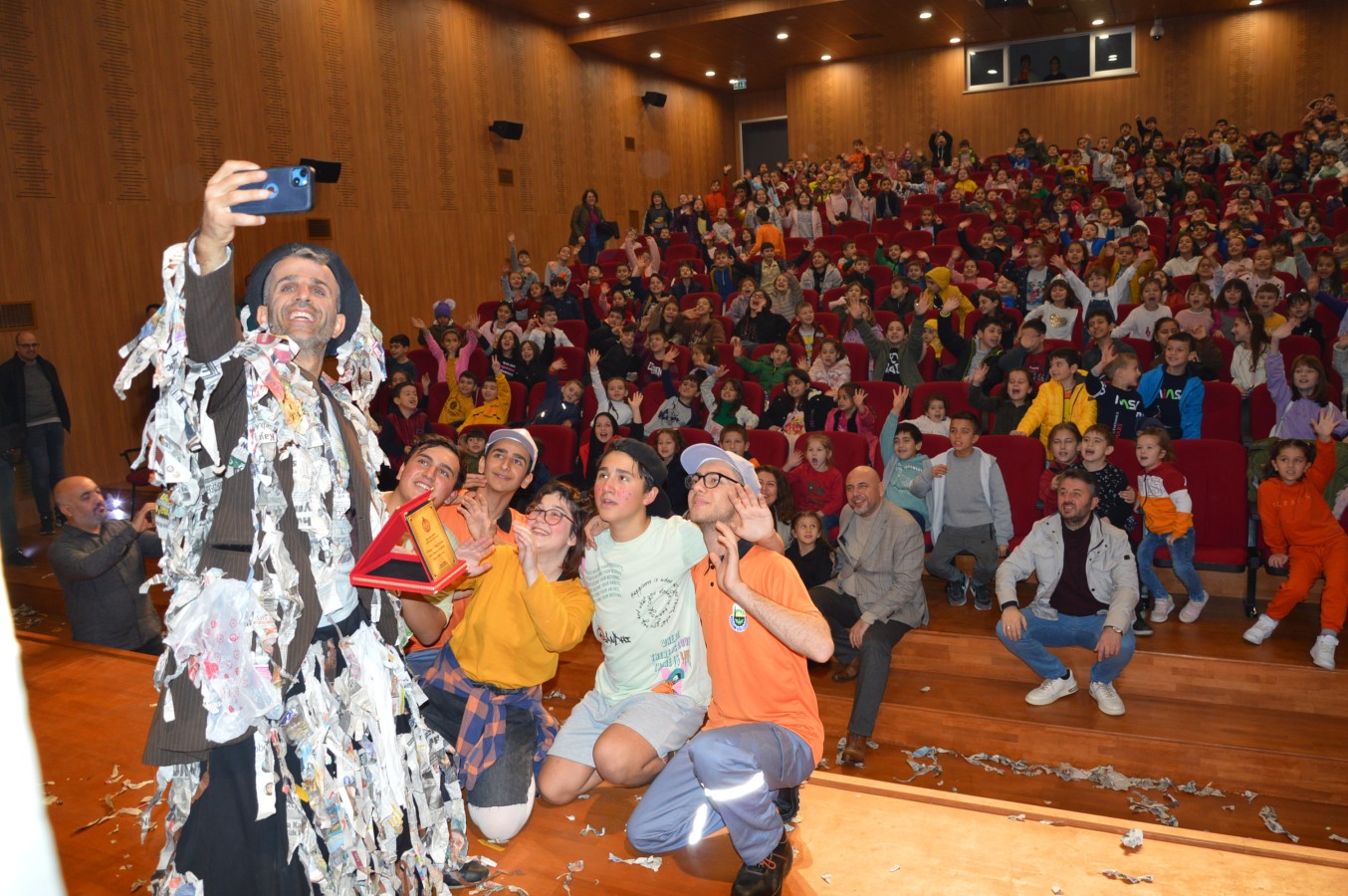 Orhangazi Kültür ve Gençlik Merkezi Gençlerin Gözdesi Oldu.