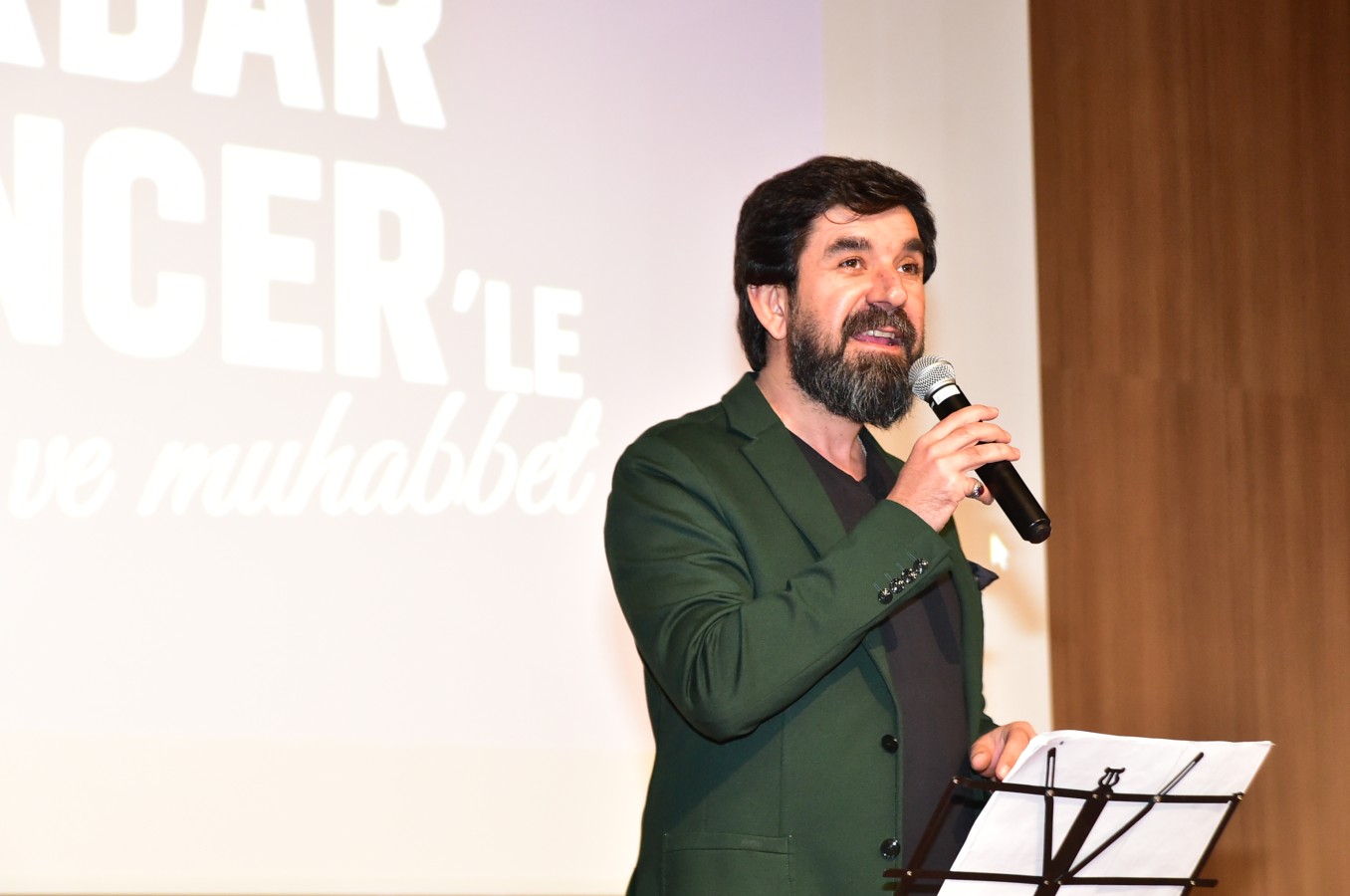 Orhangazi Kültür ve Gençlik Merkezinde Serdar Tuncer’den Muhteşem Gece.