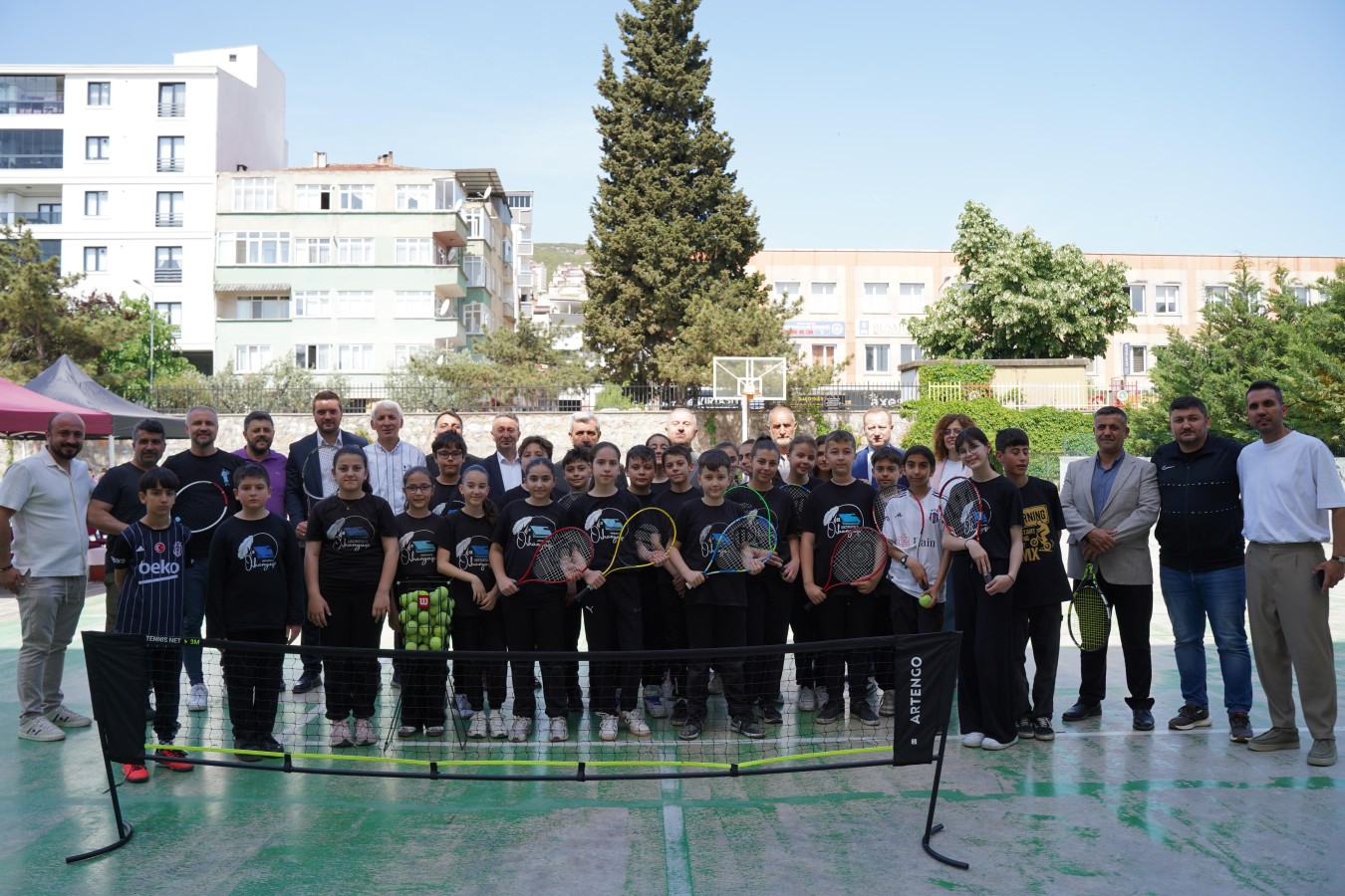 Orhangazi’de Çocuklar Tenisle Tanıştı