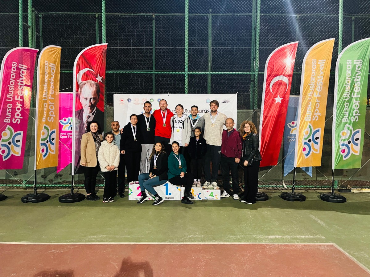 Orhangazili Tenisçiler Bursa Uluslararası Spor Festivali’ne Damga Vurdu