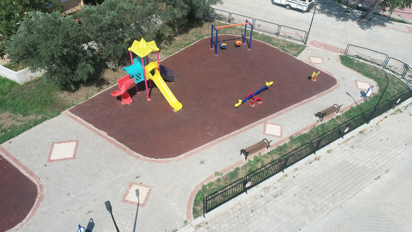 Parklar Çocukların Hizmetinde