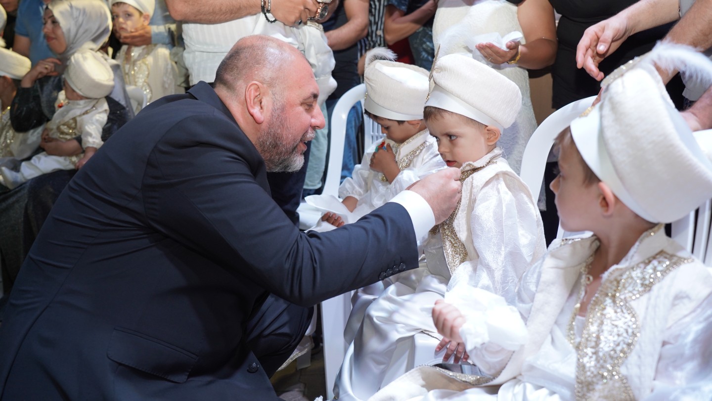 Sünnet Şöleninde çocuklar coştu