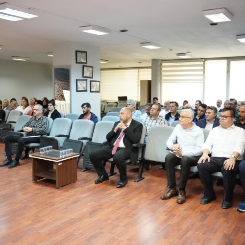 Belediye personeline “Kamu Hizmetlerinde Etik Davranış” eğitimi verildi