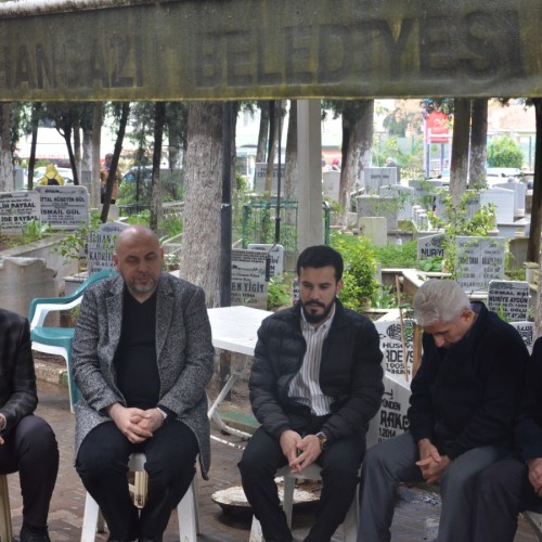 Orhangazi Belediyesinden İlçe Mezarlığında Kur’an-ı Kerim Tilaveti