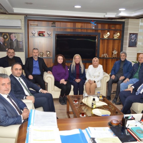 Ak Parti Yalova Milletvekili Meliha Akyol Orhangazi’ye ziyaret gerçekleştirdi.