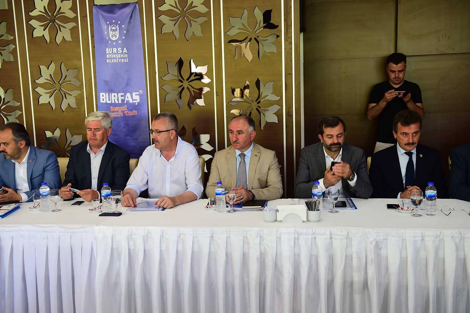 BAŞKAN ÇAĞLAYAN BELEDİYE BAŞKANLARI TOPLANTISINA KATILDI 