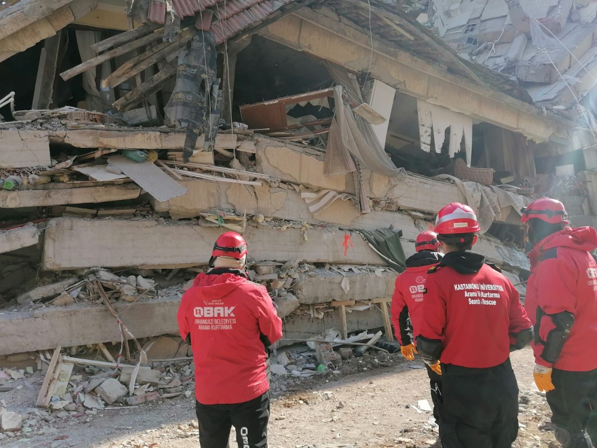 Başkan Aydın’dan 6 Şubat Kahramanmaraş Depremlerinin Üçüncü Yıl Dönümü...
