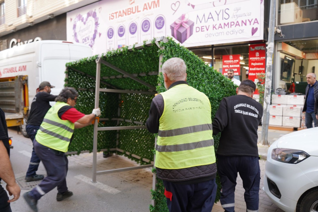 Orhangazi Belediyesi’nden Şehir Estetiğine Yeşil Dokunuş