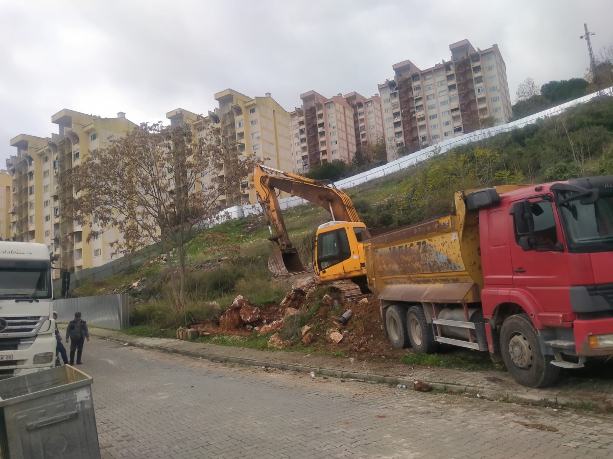 Orhangazi Belediyesi’nin Kentsel Gelişim Çalışmasında İlk Kazma Vuruldu